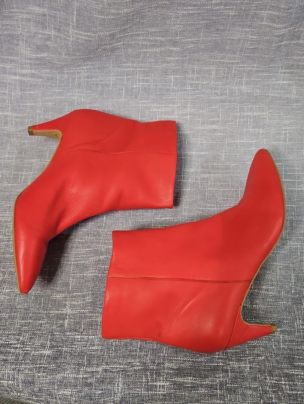 Dolce Vita Pointed Toe Ankle Boots